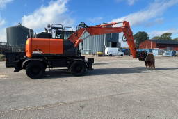 Hitachi ZX140 W-6