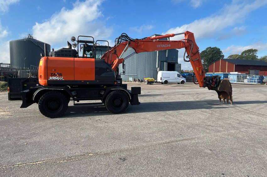 Hitachi ZX140 W-6 1