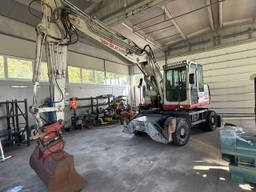 Takeuchi TB 1160 B powertilt