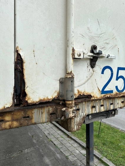 Krone BDF-System 7.45m, Heck Portaltüren, Doppelstock und Schlüssellochbleche 5