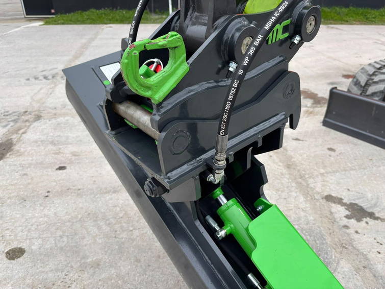 Zoomlion ZE26GU NEW / Tilt Bucket 12