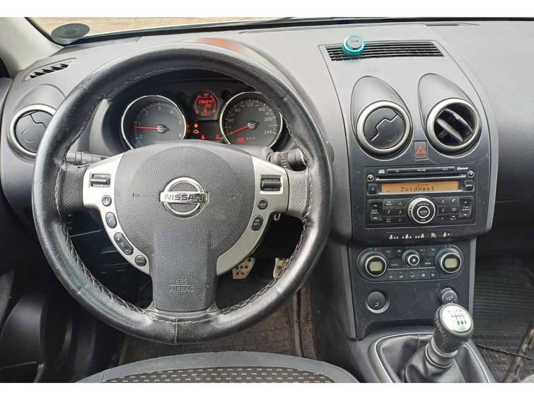 Nissan Qashqai+2 2.0d 8