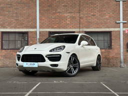 Porsche Cayenne Turbo 4.8 V8