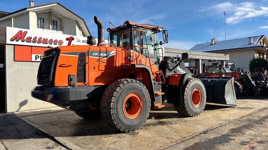Doosan DL300 -5 21