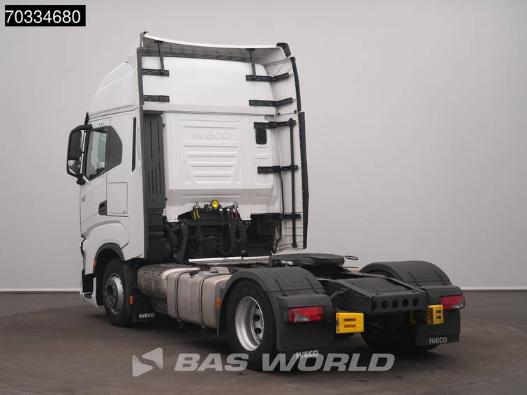 Iveco S-WAY 490 4X2 2xTanks ACC 2