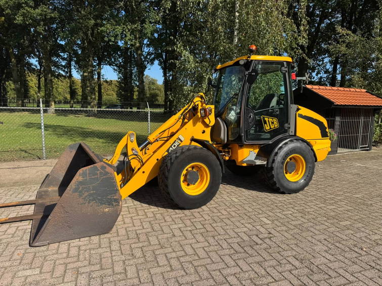 JCB 406 shovel loader + kenteken 1