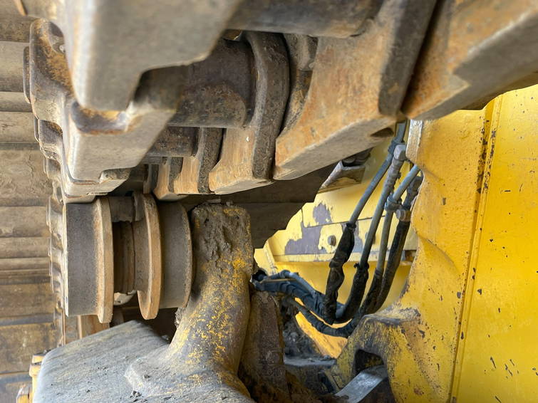 Komatsu D61PXi-24 15