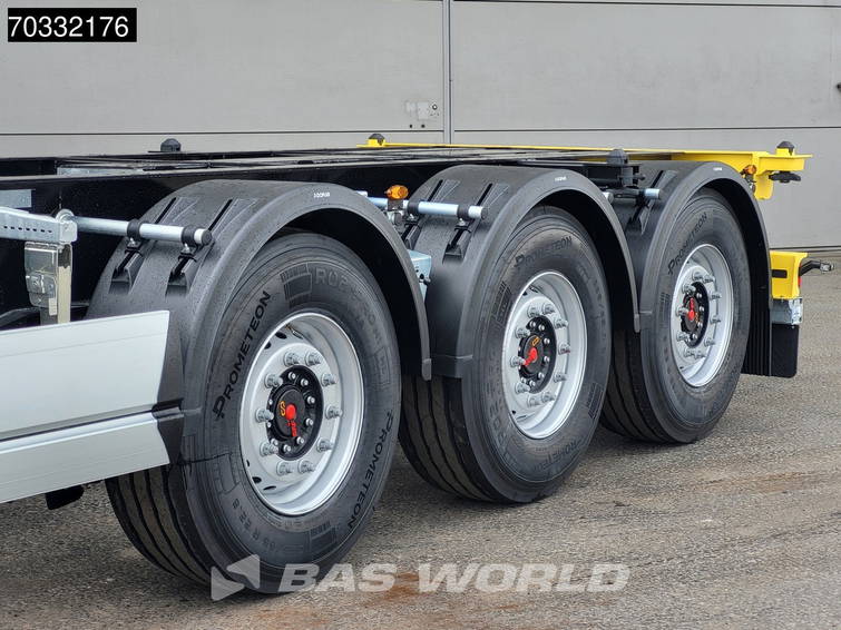 Orthaus TR 3 axles Mutli'45 Lift Axle Extendable SAF 16