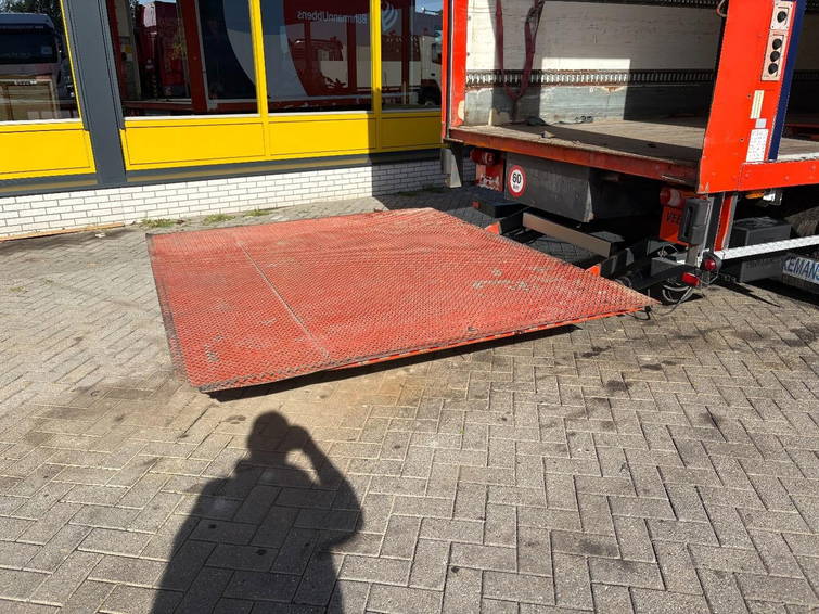 Volvo FL 240 + Loadlift + 14 T + Euro 5 9