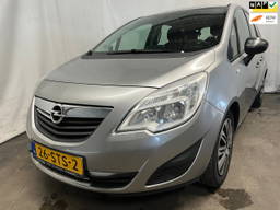 Opel Meriva 1.7 CDTi Cosmo Schadeauto