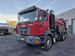 MAN 27 364 Hydrocoureur - Remote Control