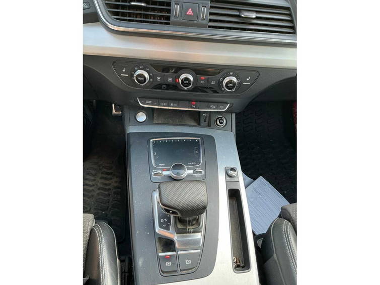 Audi Q5 20