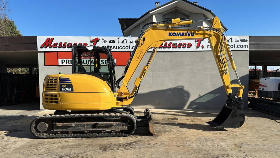 Komatsu PC80MR-5E 22