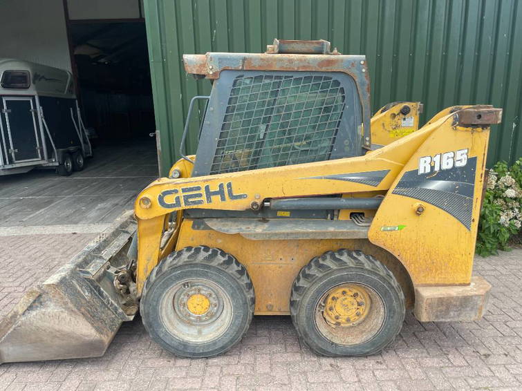 Gehl R 165 skidster bobcat 2