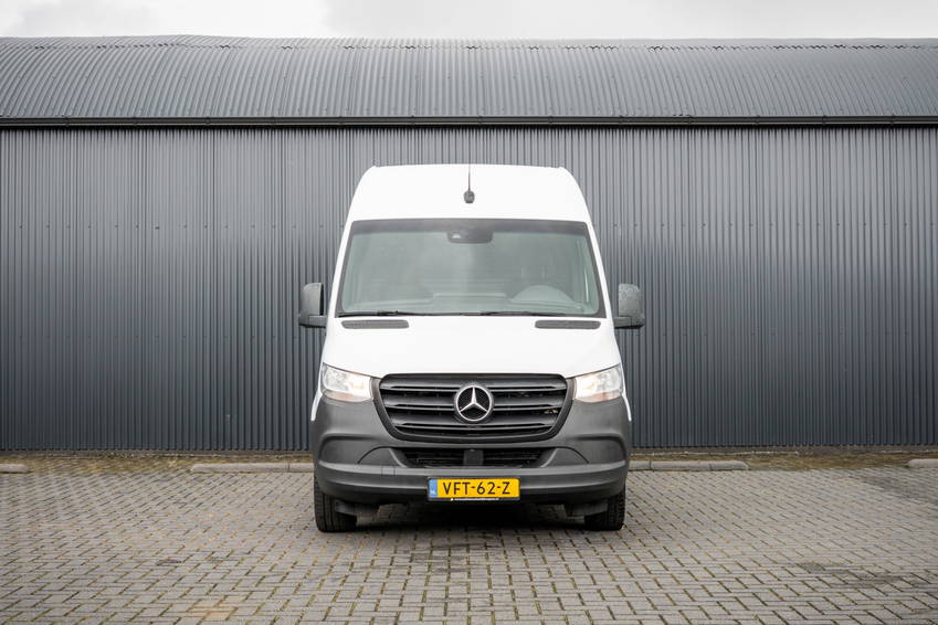 Mercedes-Benz Sprinter 311 CDI RWD L2H2 | Volledig Ingericht | Mbux | Camera | Navi | Climatronic 3