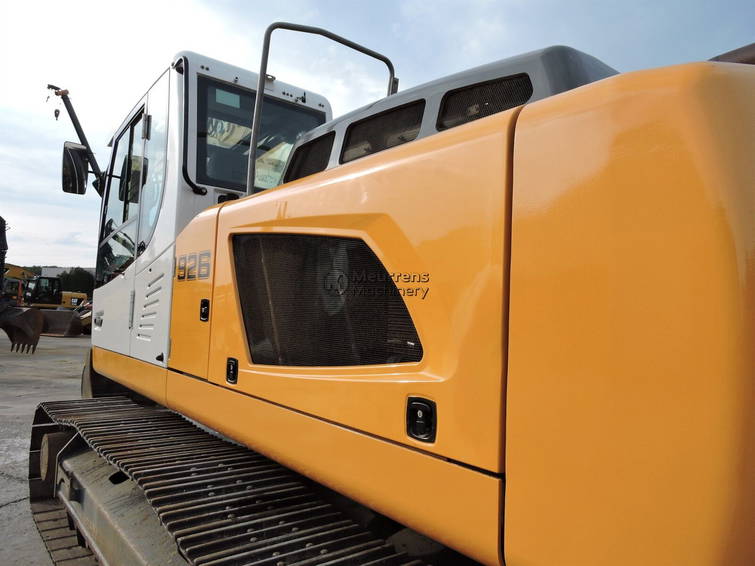 Liebherr R926 22