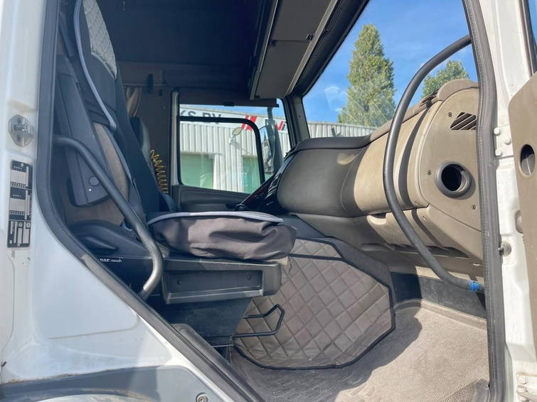 DAF CF 85.460 Manual gearbox, 2 tanks, super neat tractor 21