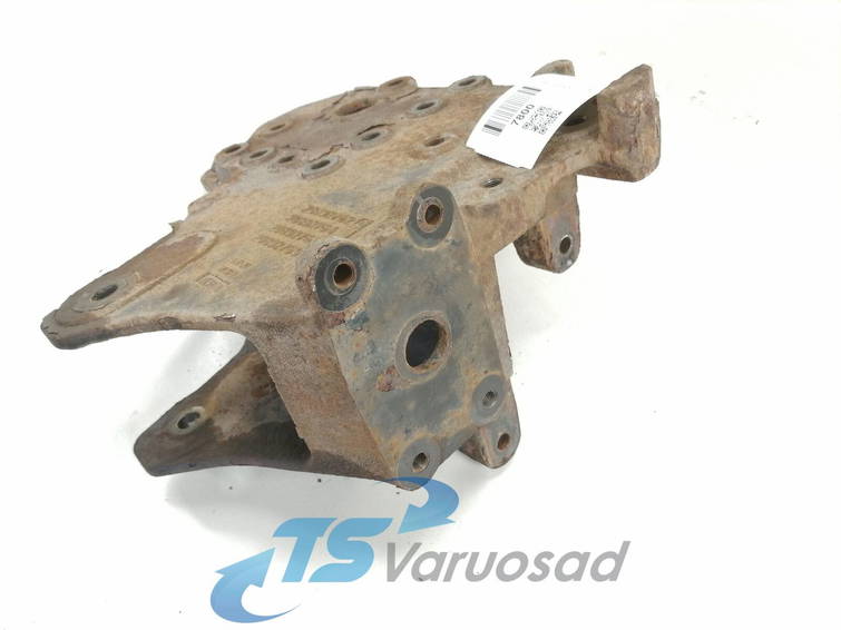 Volvo Bracket 4
