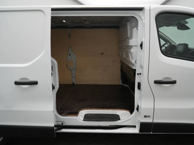 Renault Trafic 150pk 8
