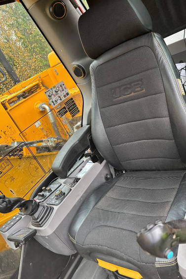 JCB 245 XR LC SV 7
