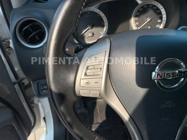 Nissan Navara NP300 190PS 4x4 3,5t AHK Regalausbau Top 13