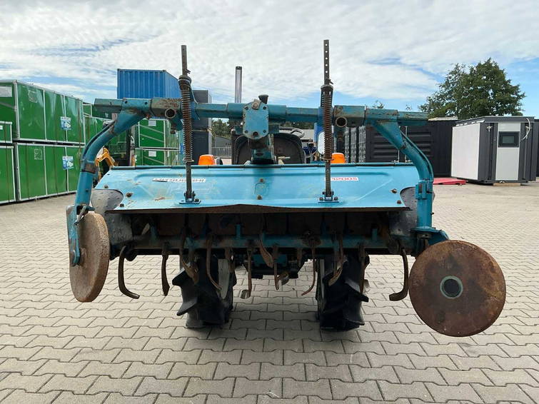 Mitsubishi Kumiai / MT1601D 4x4 9