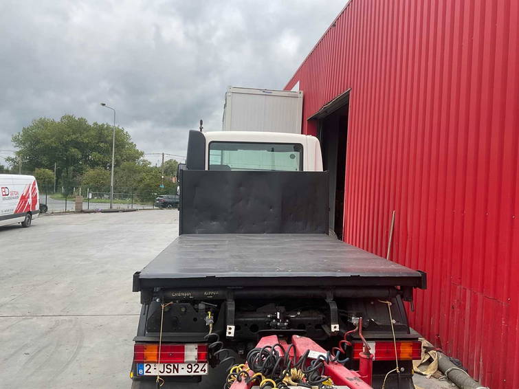 Mercedes-Benz Unimog U300C 4X4 4