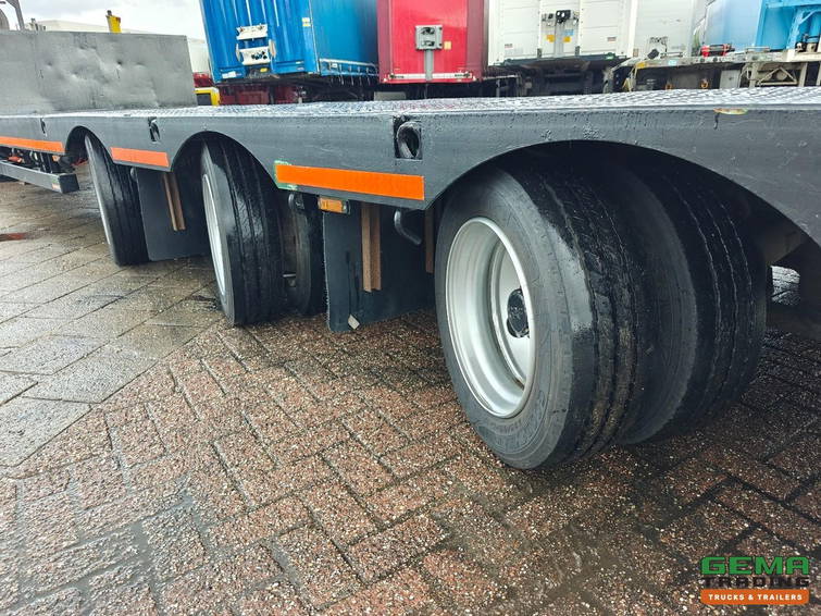 Nooteboom MCO 42 03V L Semi-Low Loader 12.4m - 3-Axle Forced Steering - Remote Control - Extendable 5.8m - Stained Boxes - Twistlocks 20