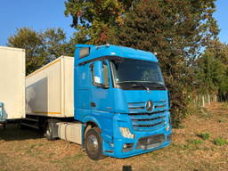 Mercedes-Benz Actros 1942