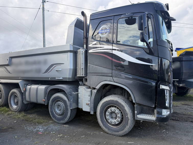 Volvo FH 540 8x4 Only 260tkm Euro 6 2