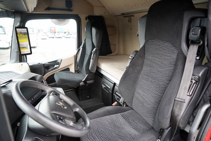 Mercedes-Benz Actros 1845 22