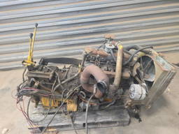 L9 DB2-4853 Stanadyne L9 DB2-4853 4-cylinder turbodiesel engine with transmission complete drivetrain radiator mechanical injection