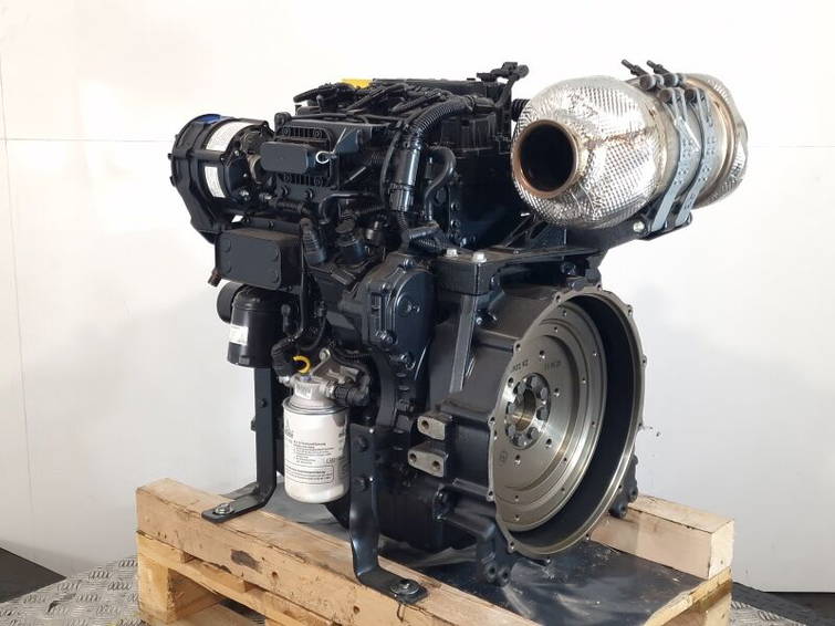 Deutz TD 2.2 L3 With SCR Unit 9