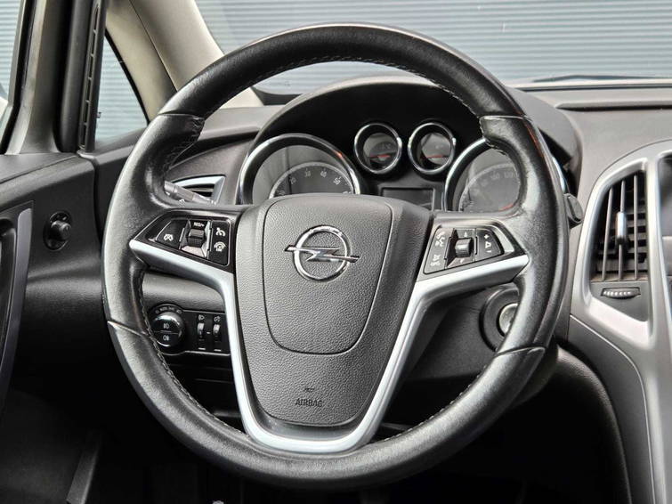 Opel Astra 1.4 Turbo Blitz 13