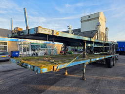 Kaiser SB1502A - SAF Axles - Drum Brakes Robuste SB1502A - SAF Axles - Drum Brakes 2-axle flatbed trailer - Air suspension - Twistlock