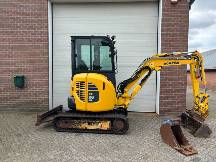 Komatsu PC26 MR-3 Minigraver graafmachine Gereserveerd 2