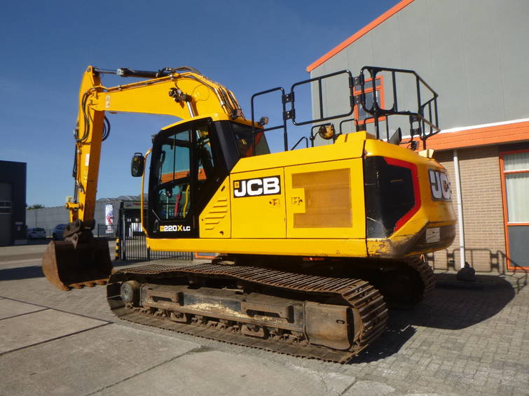 JCB JS220XLC 4F 2