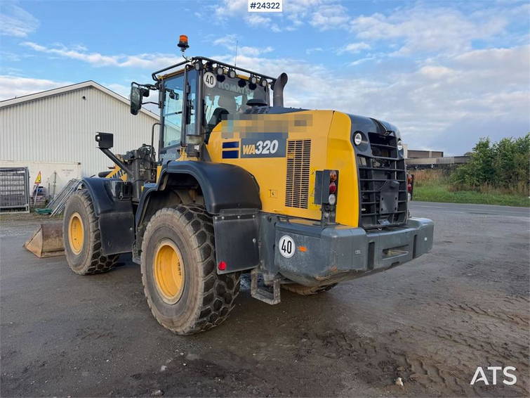 Komatsu WA320 -8E0 wheel loader with lever steering, winter 5