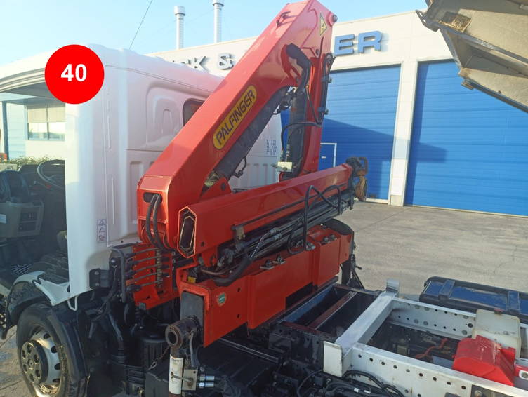 Renault Maxity 130 Palfinger 3800 2
