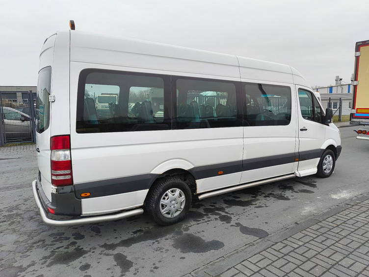 Mercedes-Benz Sprinter 311 2.2 CDI 9-Sitzer Rollstuhllift 7