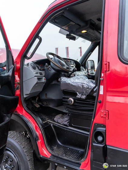 Iveco Daily 4X4 Offroad Camper BOX Doka 27