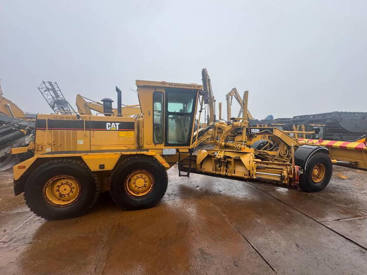 Caterpillar 160H Incl Leveling System 11