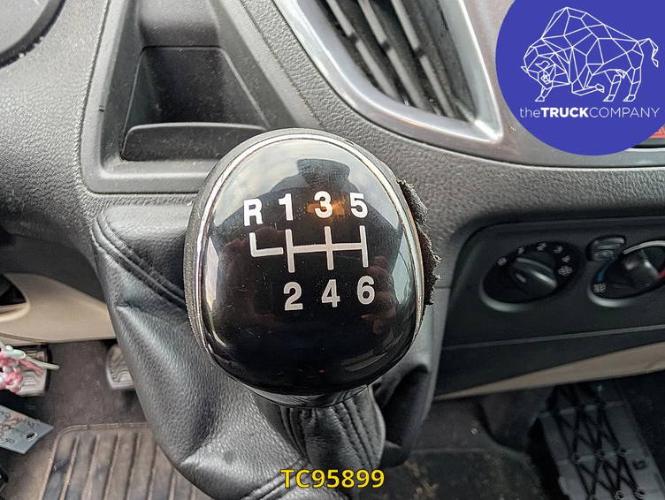 Ford Transit Custom 130cv 6 places 27