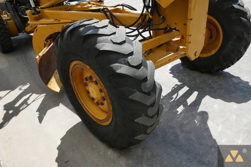 Caterpillar 12M3 27