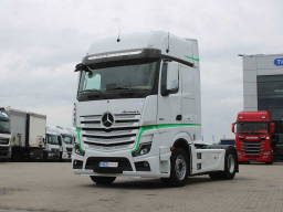 Mercedes-Benz Actros 1853