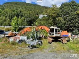 Fiat Hitachi FH200LC.3 Excavator with Grading Bucket