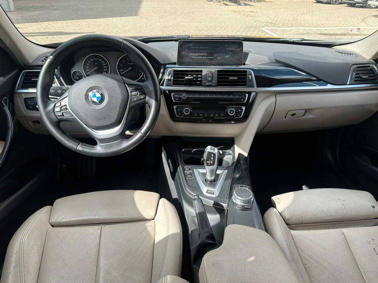 BMW 3-serie 330e Cent.Hi.Ex. 11