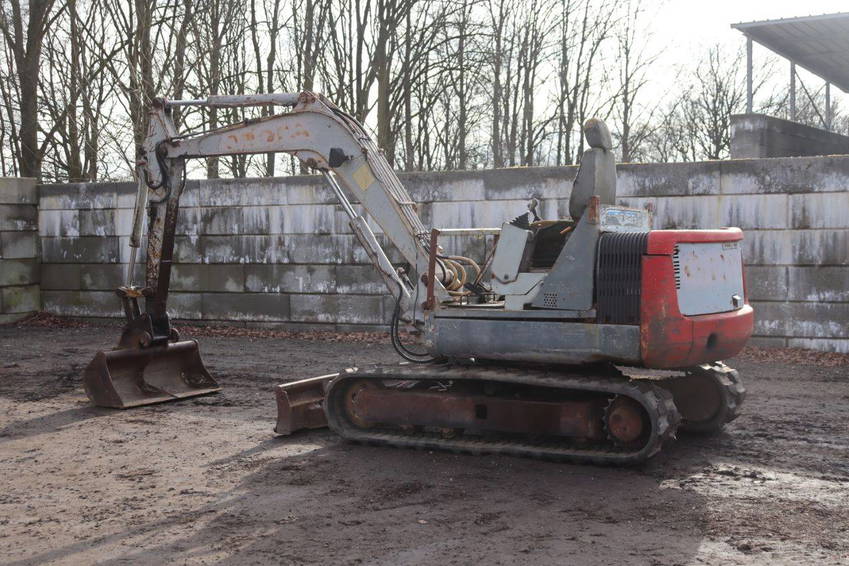 Takeuchi TB045 3
