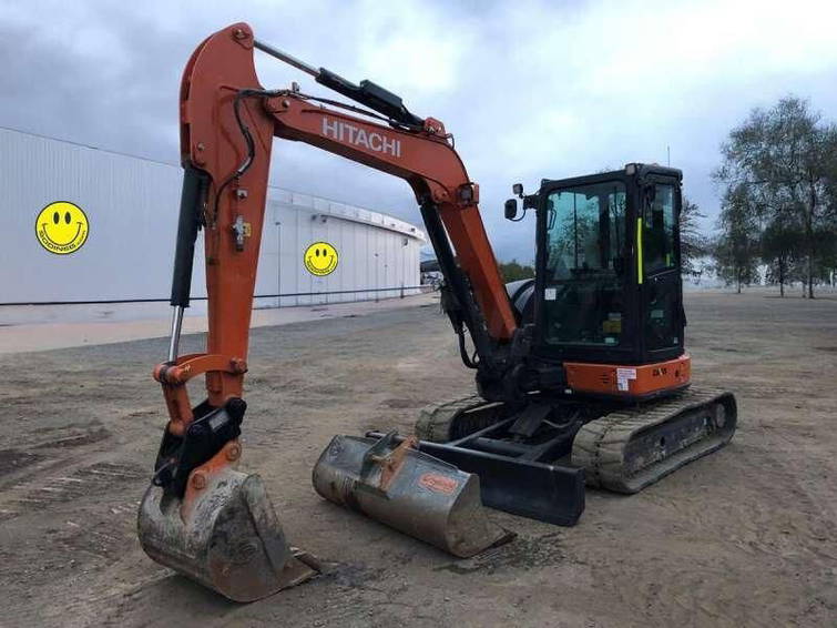 Hitachi ZX55U-6 CLR 1