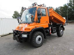 Unimog U400 Drei-Seiten-Kipper